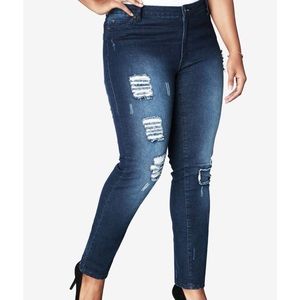 Distressed Skinny Jeans